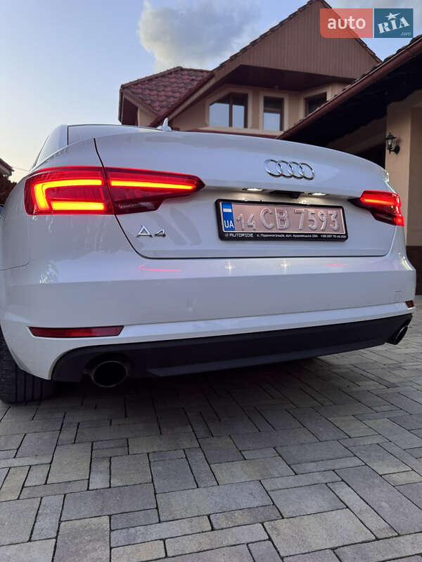 Седан Audi A4 2017 в Виноградове