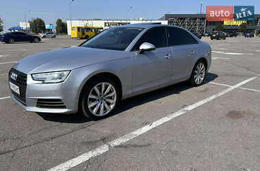 Седан Audi A4 2016 в 