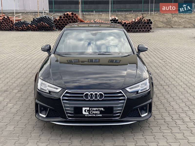 Седан Audi A4 2019 в Луцке