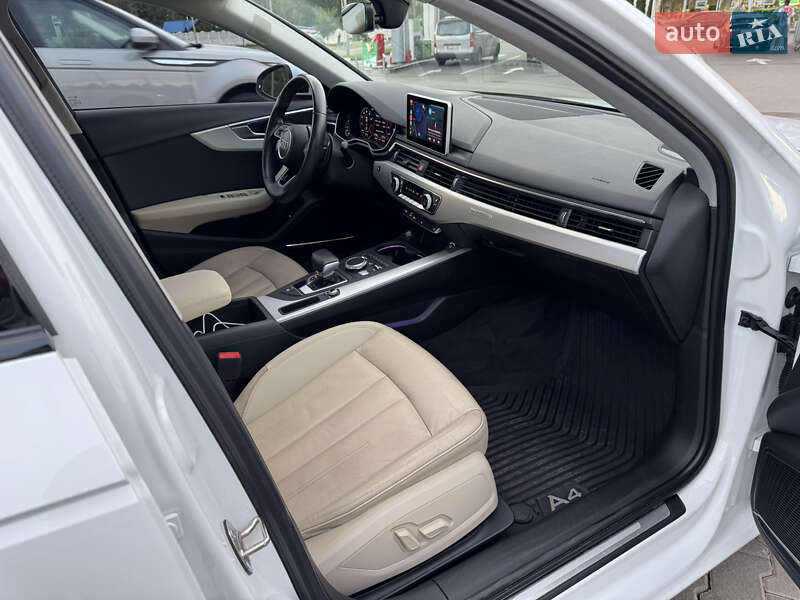Седан Audi A4 2016 в Киеве