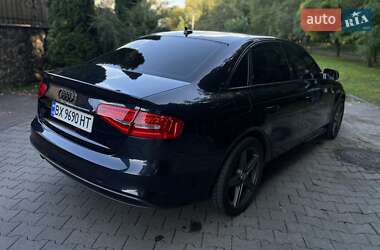 Седан Audi A4 2015 в 
