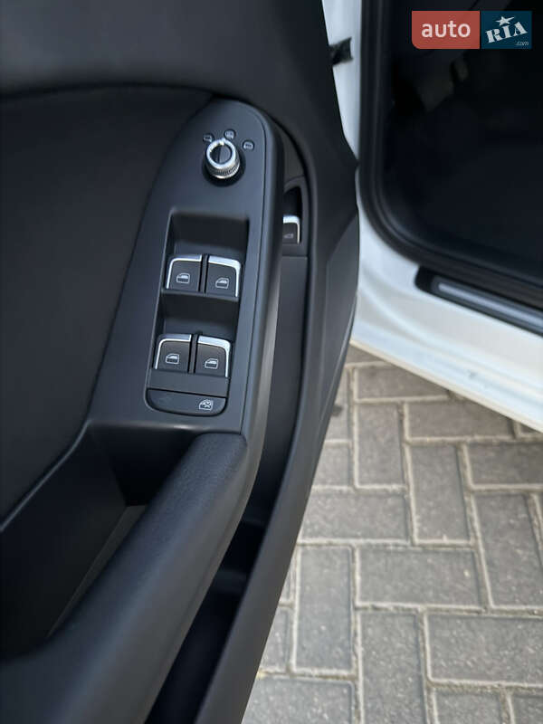 Седан Audi A4 2012 в Александрие фото 19 Седан Audi A4 2012 в Александрие