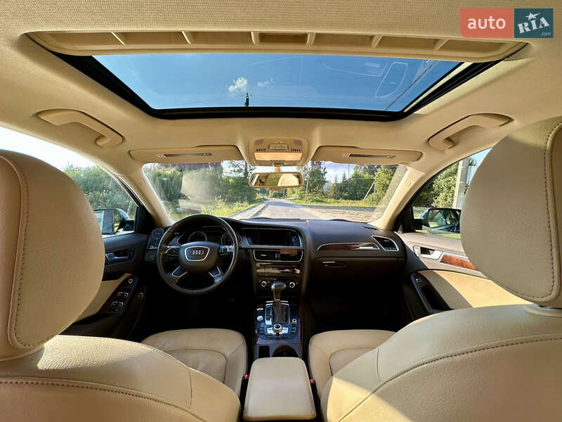 Седан Audi A4 2013 в Львове