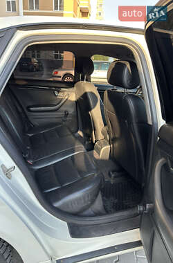 Седан Audi A4 2001 в 