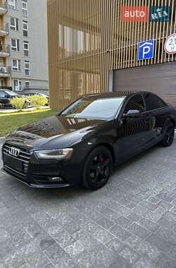 Седан Audi A4 2013 в 