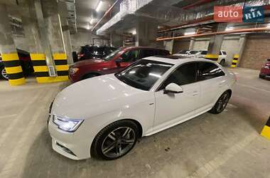 Седан Audi A4 2017 в 