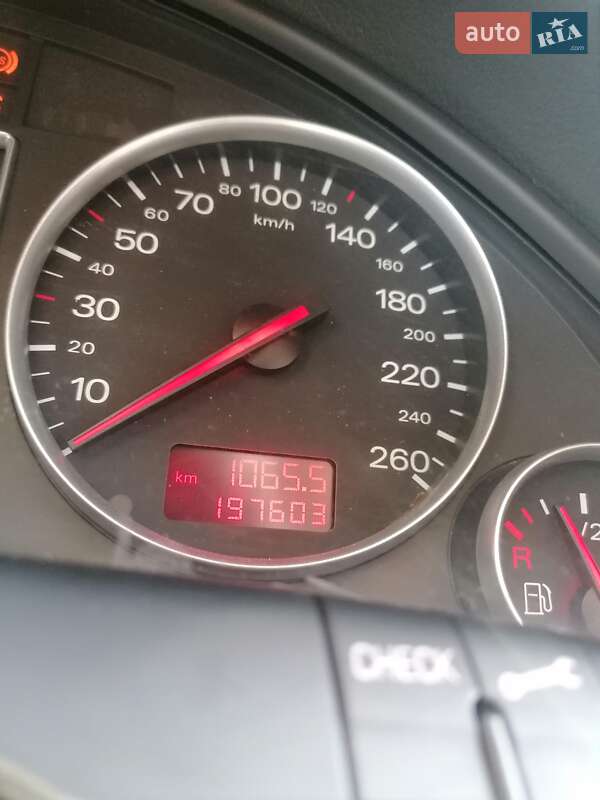 Седан Audi A4 2003 в Саврани фото 2 Седан Audi A4 2003 в Саврани