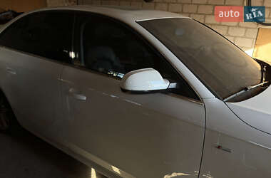 Седан Audi A4 2015 в 
