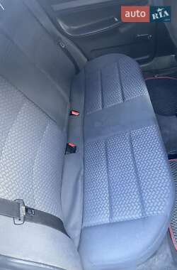 Седан Audi A4 1996 в 