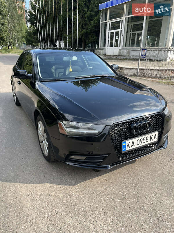 Седан Audi A4 2013 в Сумах