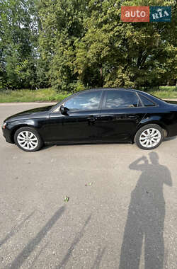 Седан Audi A4 2013 в 