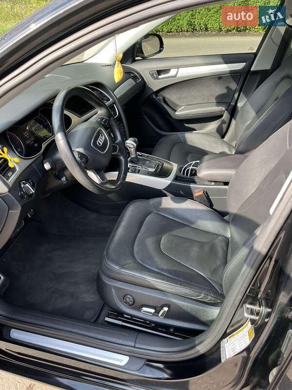 Седан Audi A4 2013 в Сумах