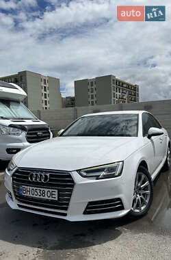 Седан Audi A4 2016 в 