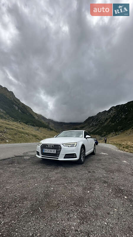 Седан Audi A4 2016 в Одесі