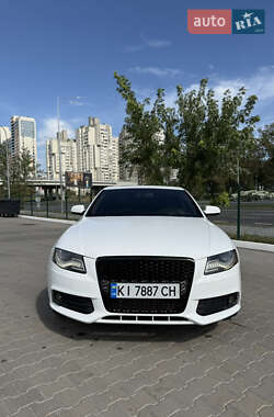 Седан Audi A4 2011 в Києві