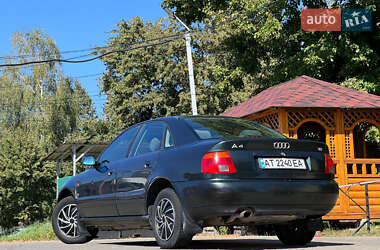 Седан Audi A4 1996 в 