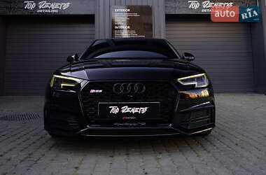 Седан Audi A4 2018 в Львове