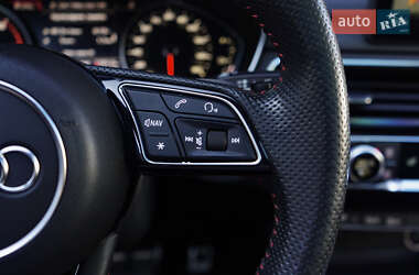 Седан Audi A4 2018 в 