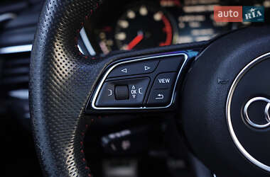 Седан Audi A4 2018 в 