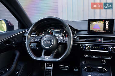Седан Audi A4 2018 в Львове