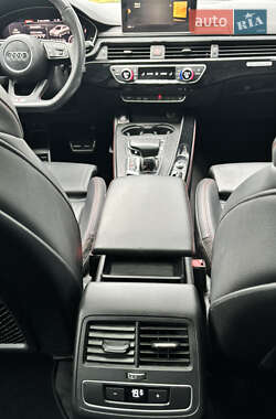 Седан Audi A4 2017 в 