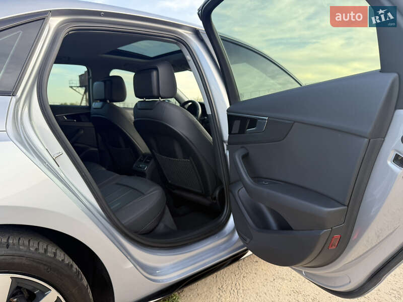 Седан Audi A4 2021 в Запорожье