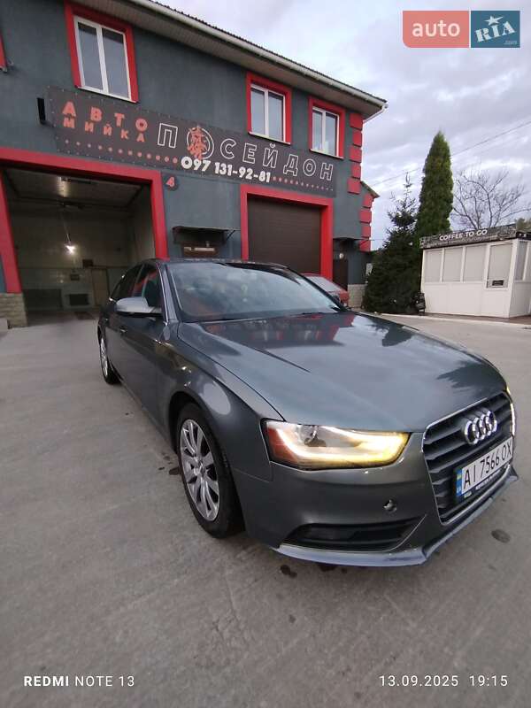 Седан Audi A4 2012 в Белой Церкви