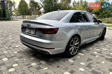 Седан Audi A4 2017 в 
