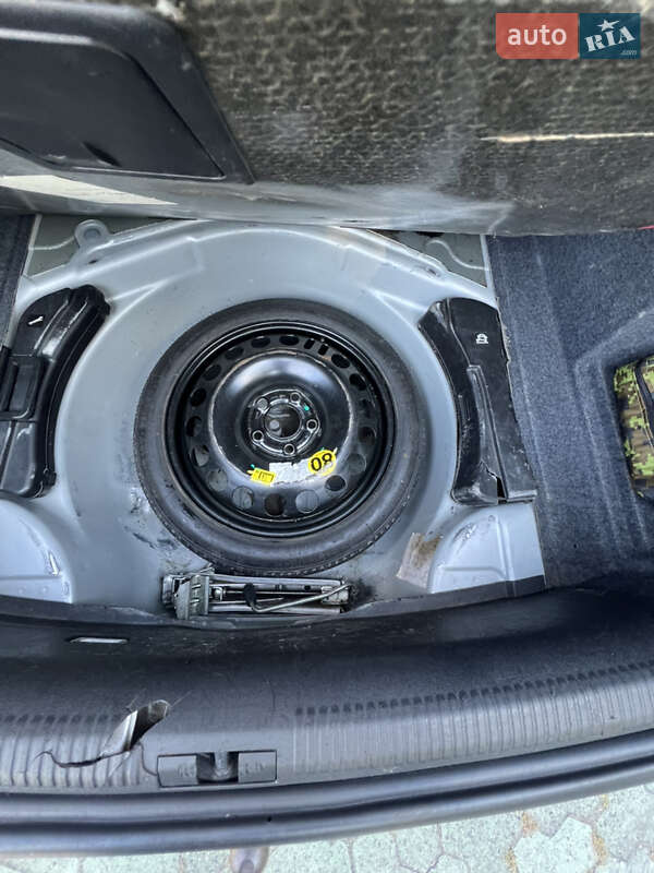 Седан Audi A4 2004 в Дубно фото 11 Седан Audi A4 2004 в Дубно