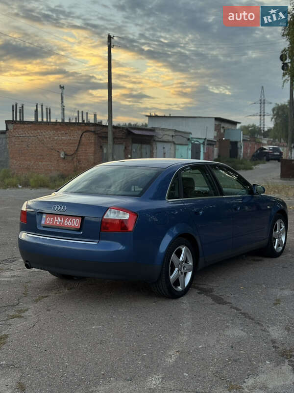 Седан Audi A4 2003 в Чернигове