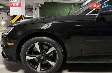 Седан Audi A4 2019 в 