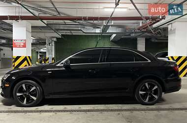 Седан Audi A4 2019 в 