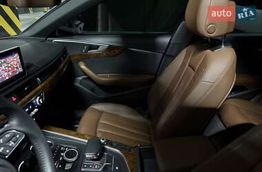 Седан Audi A4 2019 в 