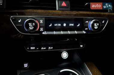 Седан Audi A4 2019 в 