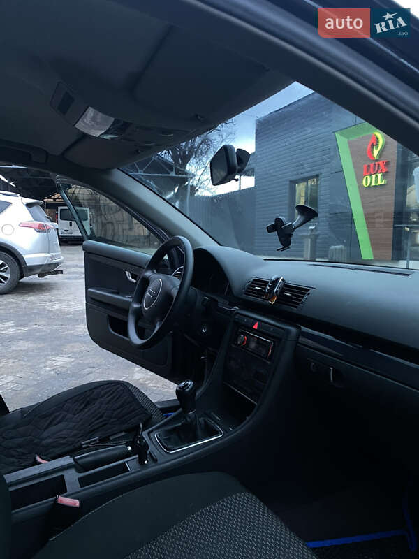 Седан Audi A4 2003 в Киеве