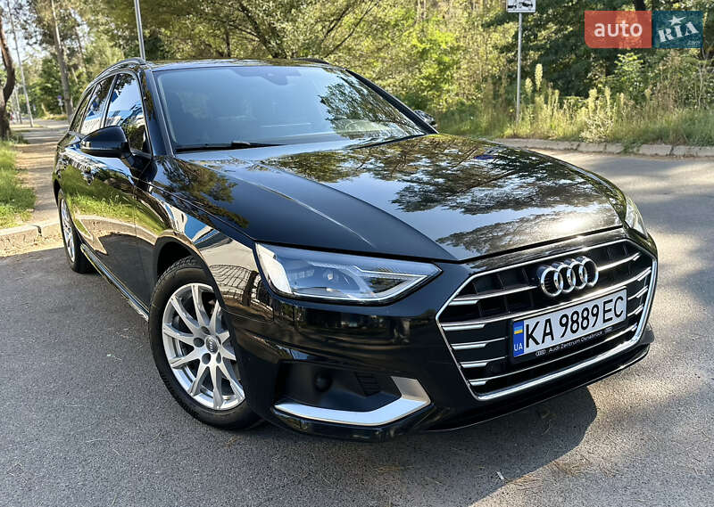 Универсал Audi A4 2021 в Киеве