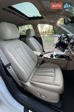 Седан Audi A4 2020 в 