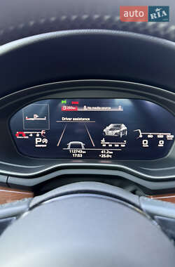 Седан Audi A4 2020 в 