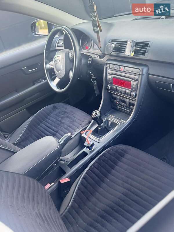 Универсал Audi A4 2007 в Днепре
