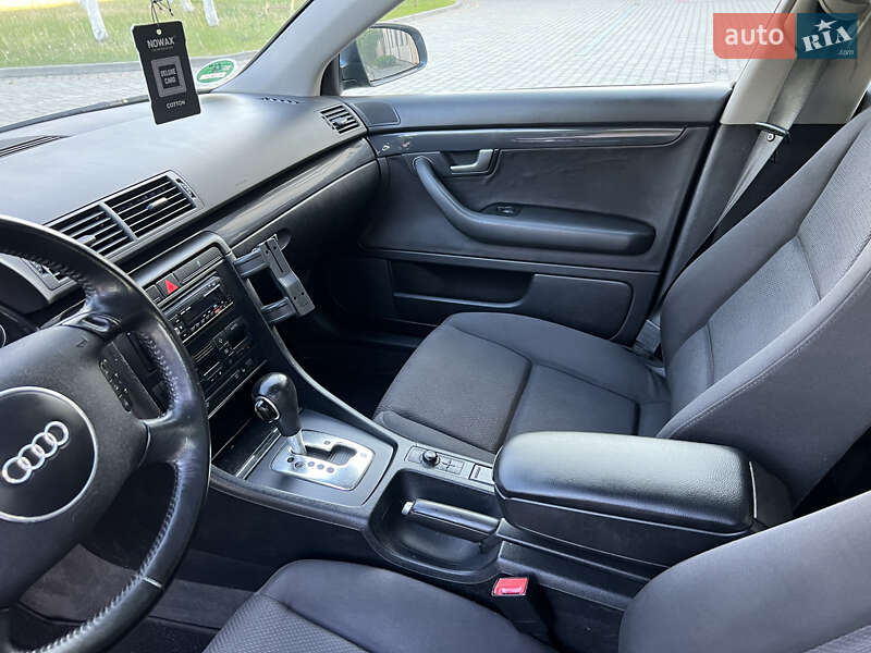 Седан Audi A4 2001 в Дунаевцах