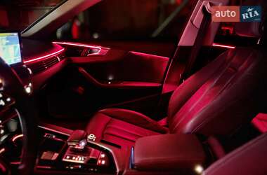 Седан Audi A4 2020 в Киеве