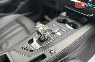 Седан Audi A4 2017 в 