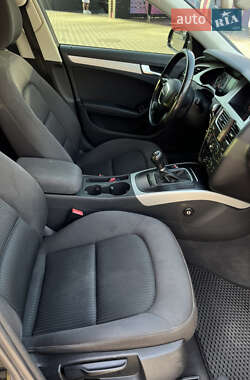Седан Audi A4 2010 в 