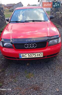 Седан Audi A4 1996 в Володимирці