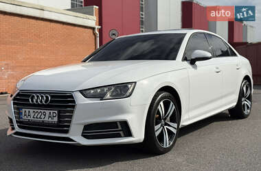 Седан Audi A4 2016 в 
