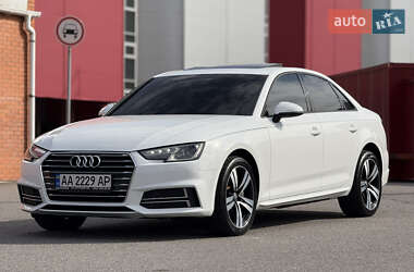 Седан Audi A4 2016 в 