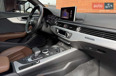 Седан Audi A4 2016 в 
