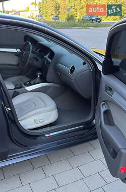 Седан Audi A4 2012 в 