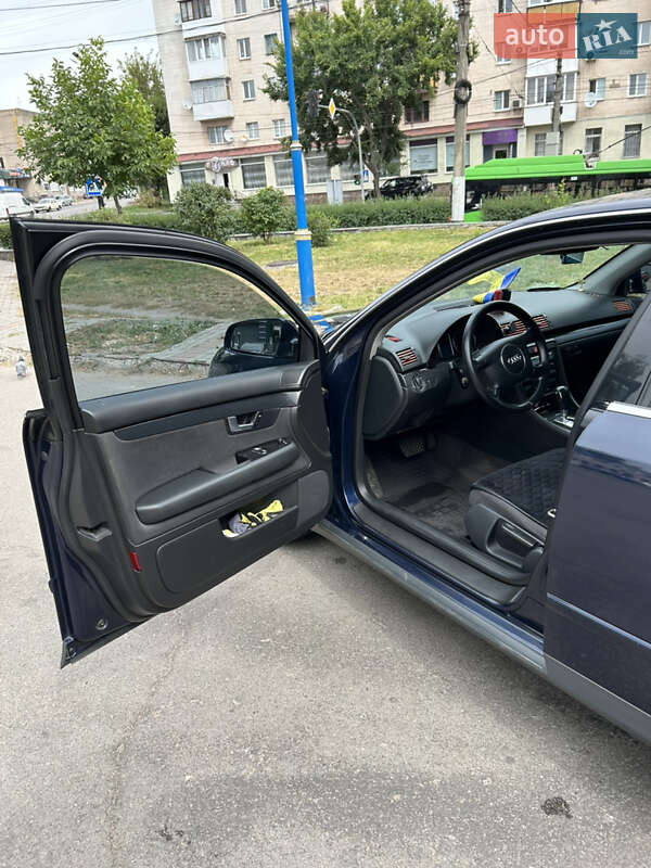 Седан Audi A4 2003 в Житомире