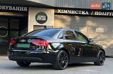 Седан Audi A4 2010 в 